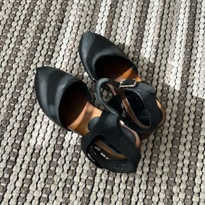 Black Asks clog heels